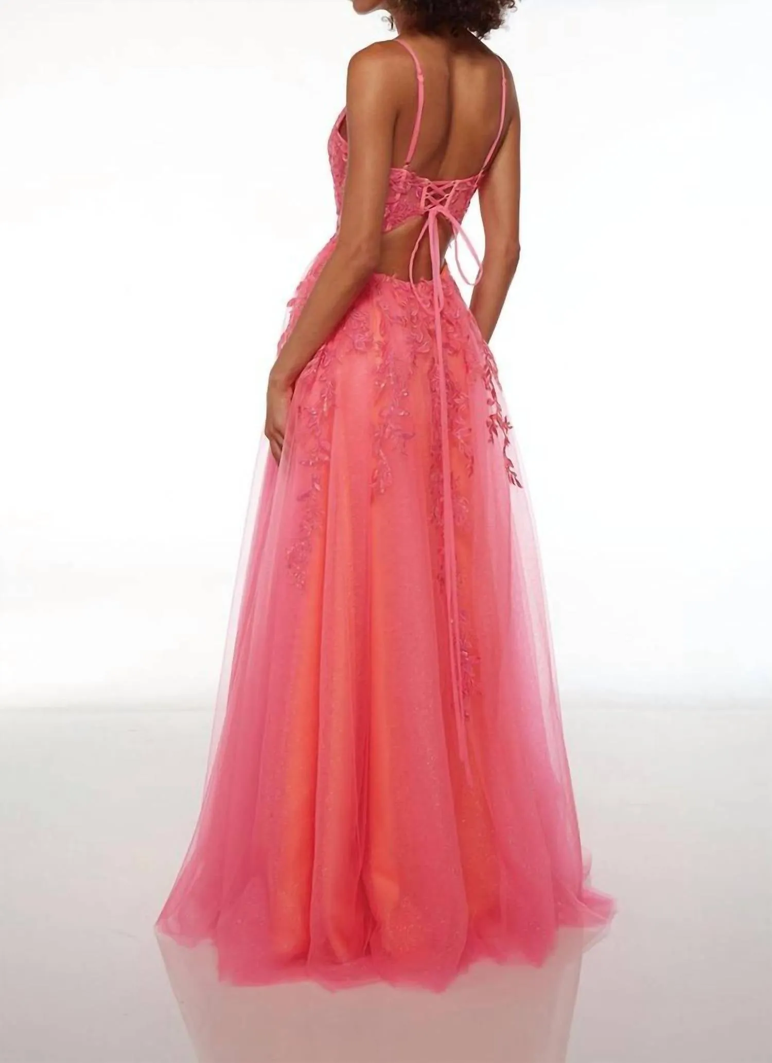 Alyce Paris - Lace Appliqué Flowing Tulle Prom Dress