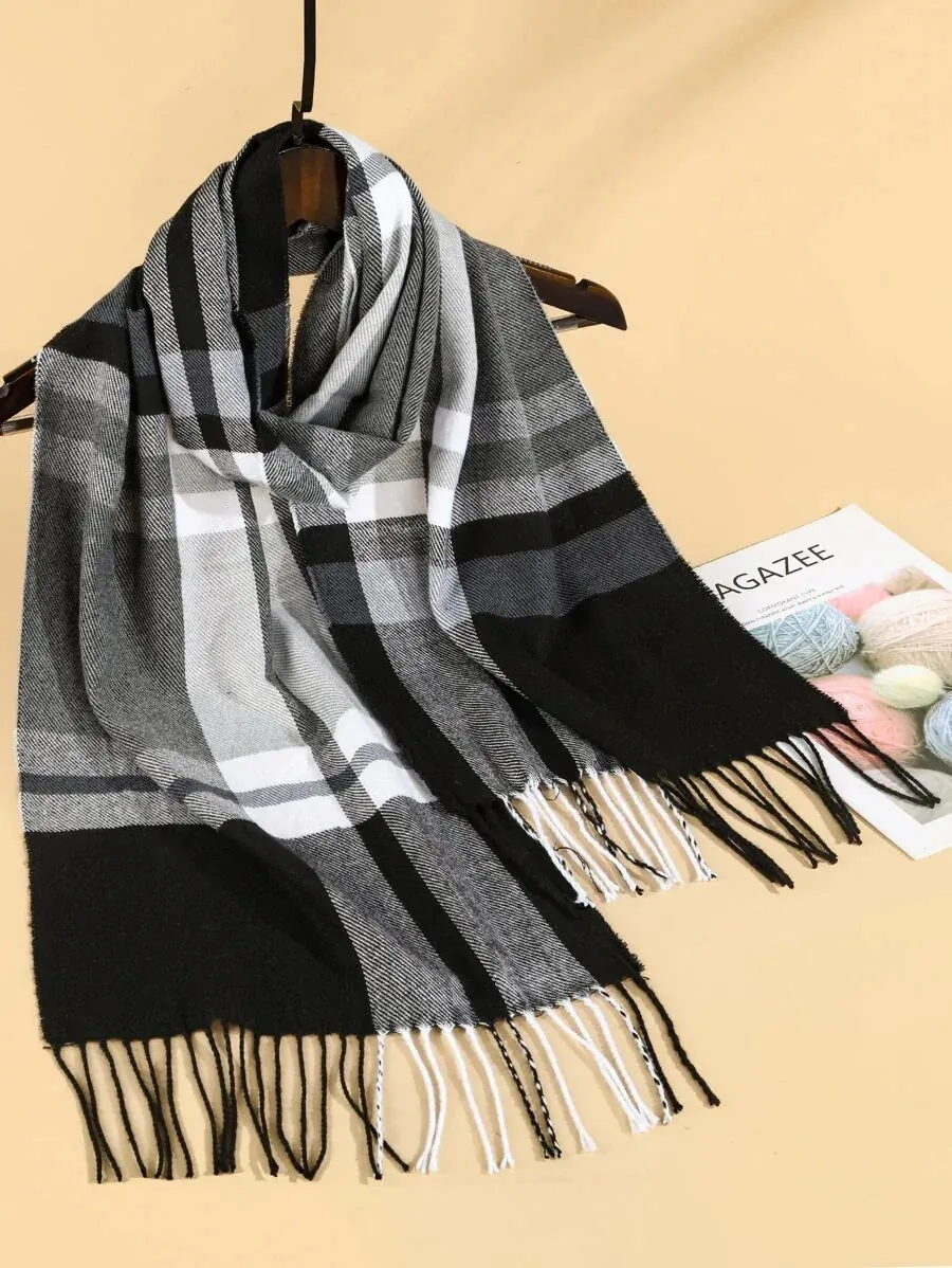 Fringe Hem Plaid Scarf