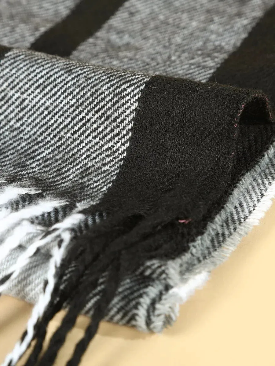 Fringe Hem Plaid Scarf