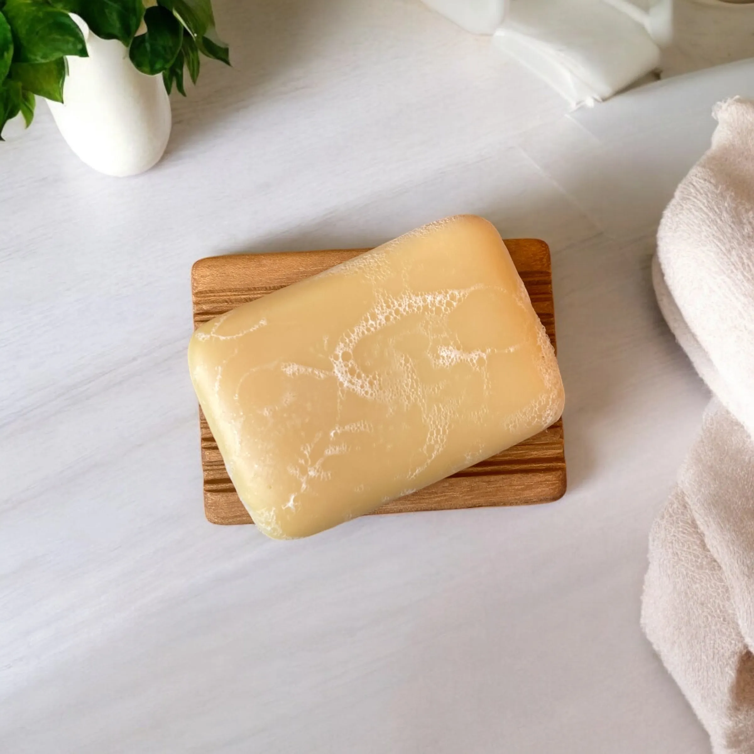 Porte-savon artisanal en bois de robinier