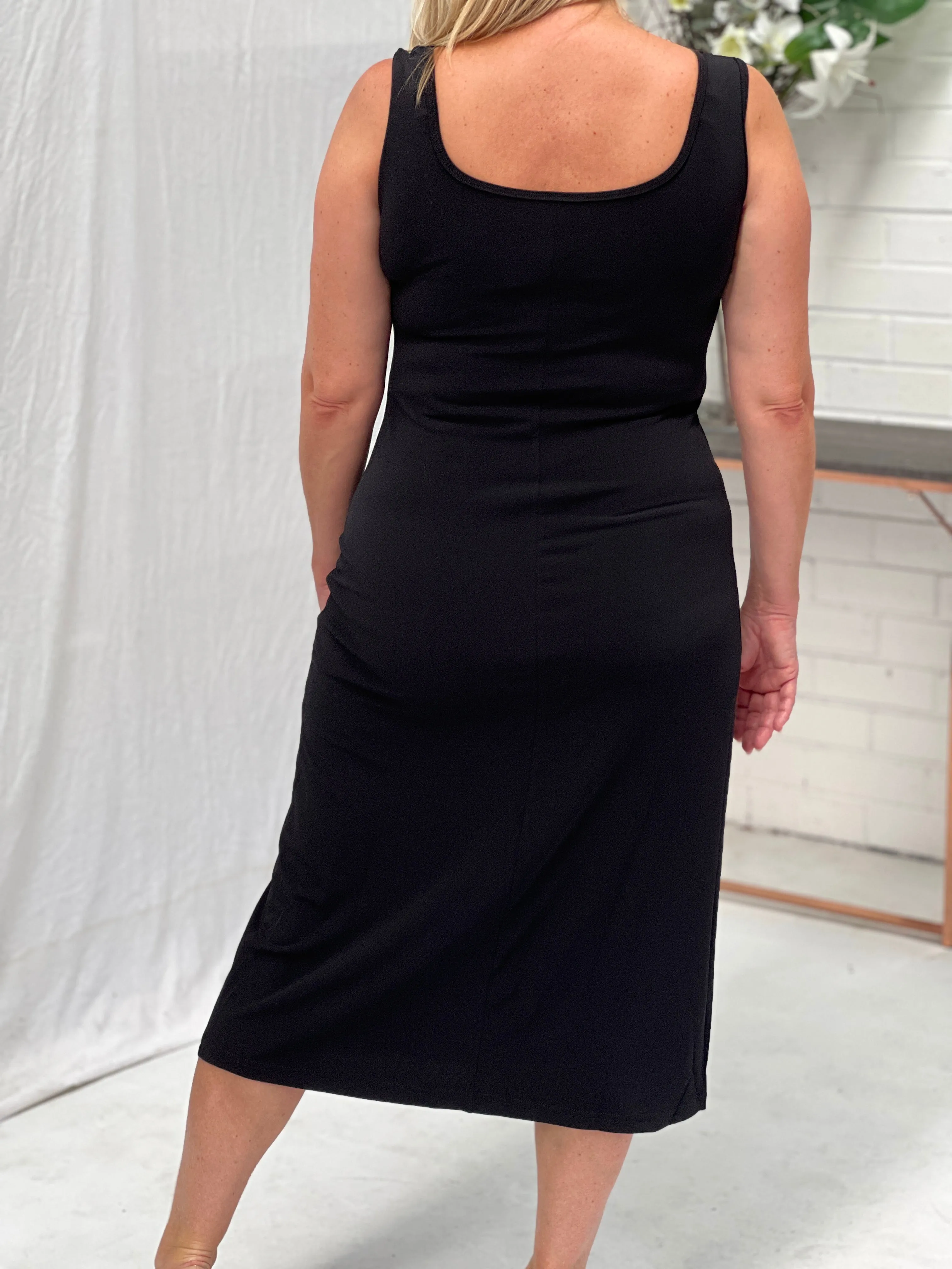 Valencia Black 2-Piece Set