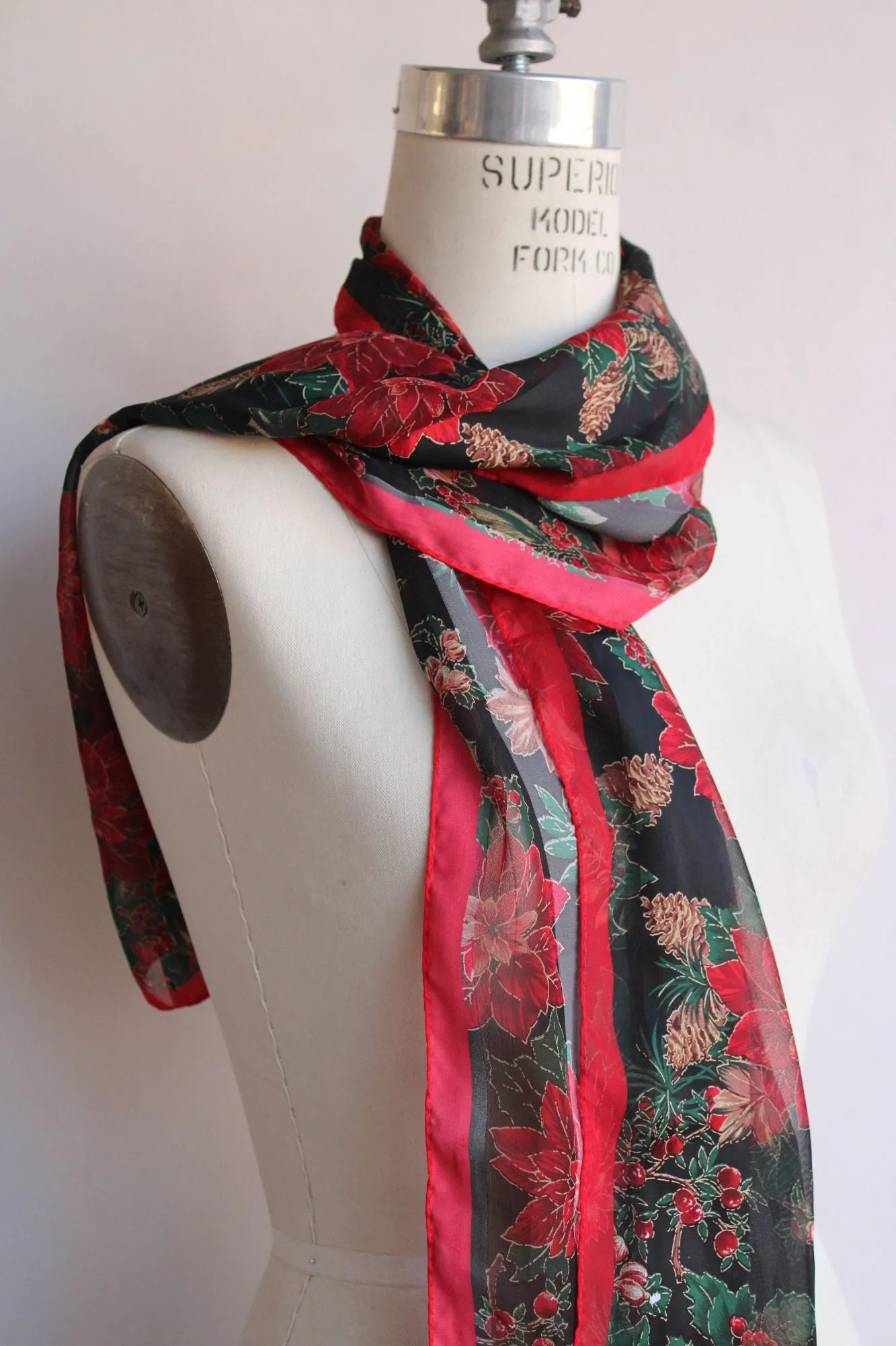 Vintage 1990s NWT Christmas Holiday Elaine Gold Scarf