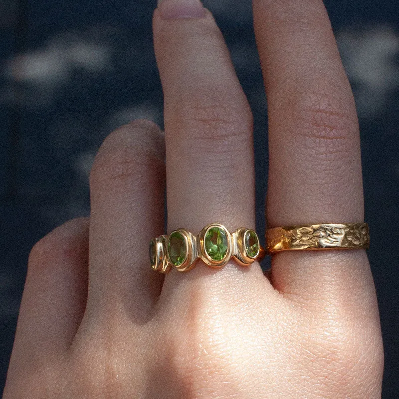Zante Ring, Peridot, Gold